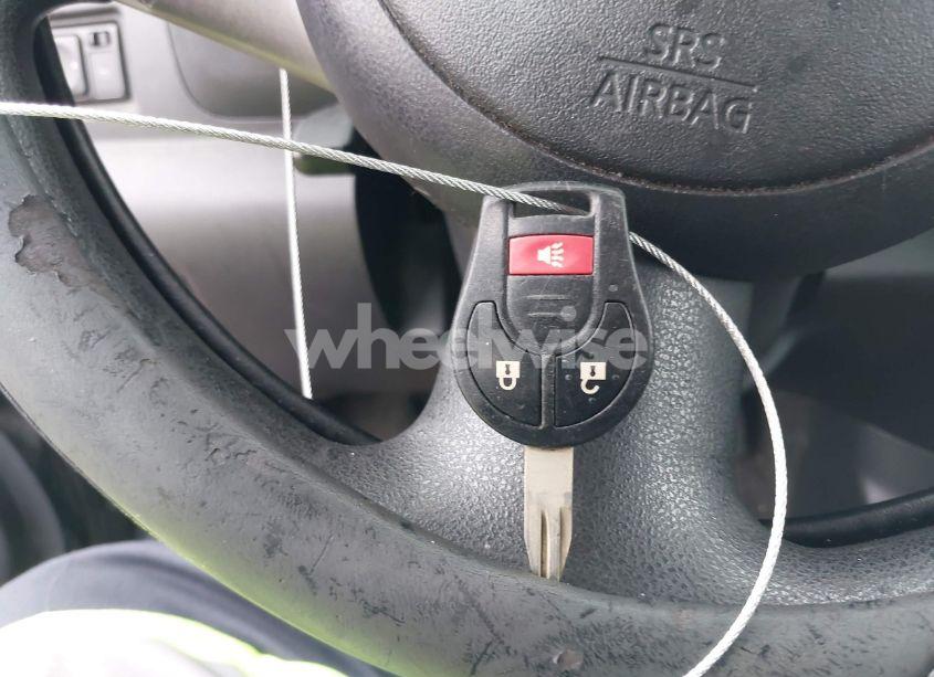 Photo 11 of 2012 Nissan Versa 1.6 SV (VIN 3N1CN7AP8CL910010)