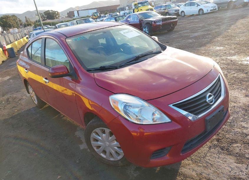 2013 Nissan Versa 1.6 SV (VIN 3N1CN7AP8DL838307) main photo