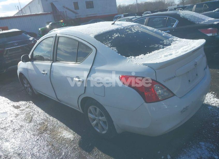 Photo 3 of 2013 Nissan Versa 1.6 SL (VIN 3N1CN7AP8DL840350)
