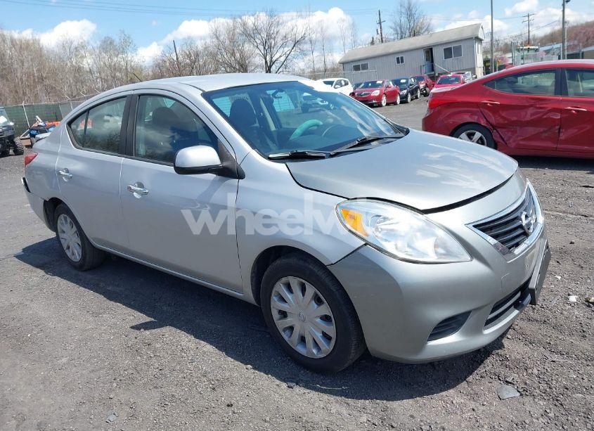 2013 Nissan Versa 1.6 SV (VIN 3N1CN7AP8DL851879) main photo