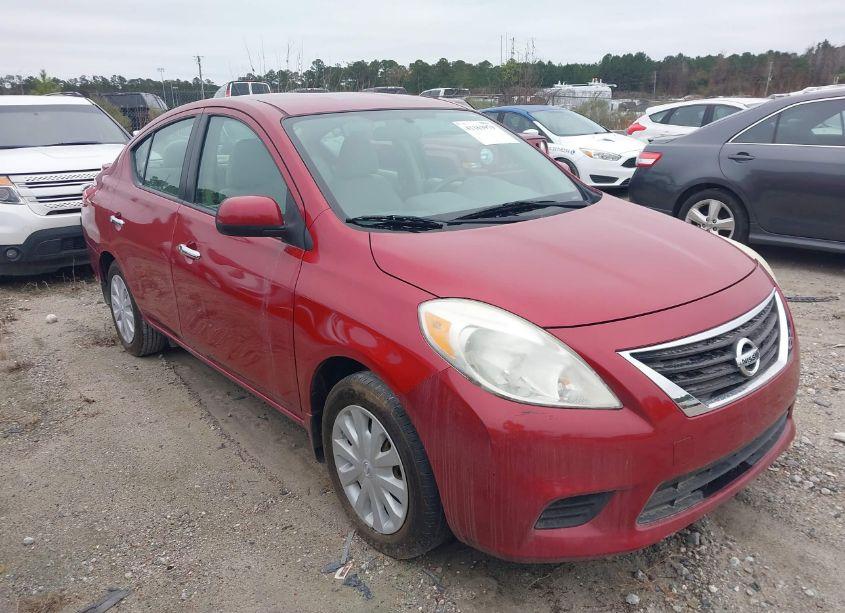 2013 Nissan Versa 1.6 SV (VIN 3N1CN7AP8DL879861) main photo