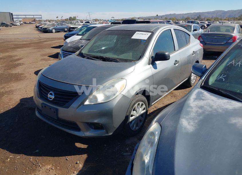Photo 2 of 2013 Nissan Versa 1.6 S (VIN 3N1CN7AP8DL887510)