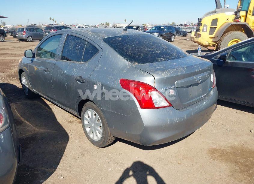 Photo 3 of 2013 Nissan Versa 1.6 S (VIN 3N1CN7AP8DL887510)