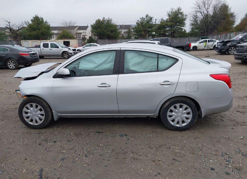 Photo 14 of 2013 Nissan Versa 1.6 SV (VIN 3N1CN7AP8DL887748)