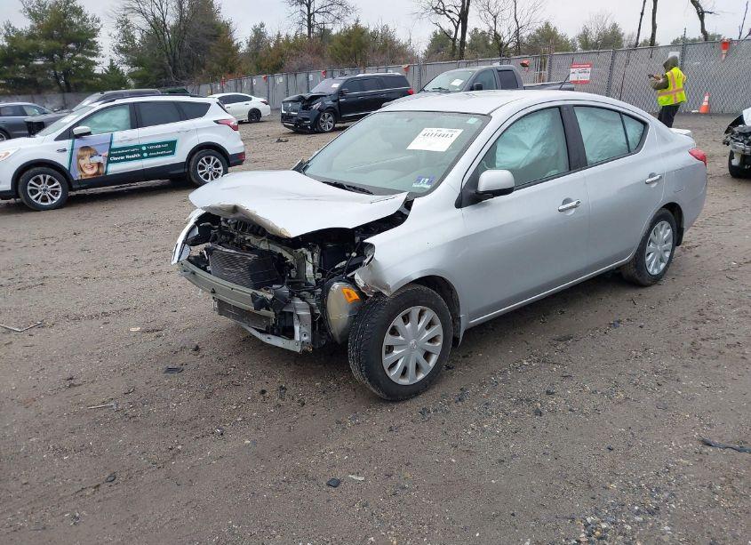 Photo 2 of 2013 Nissan Versa 1.6 SV (VIN 3N1CN7AP8DL887748)