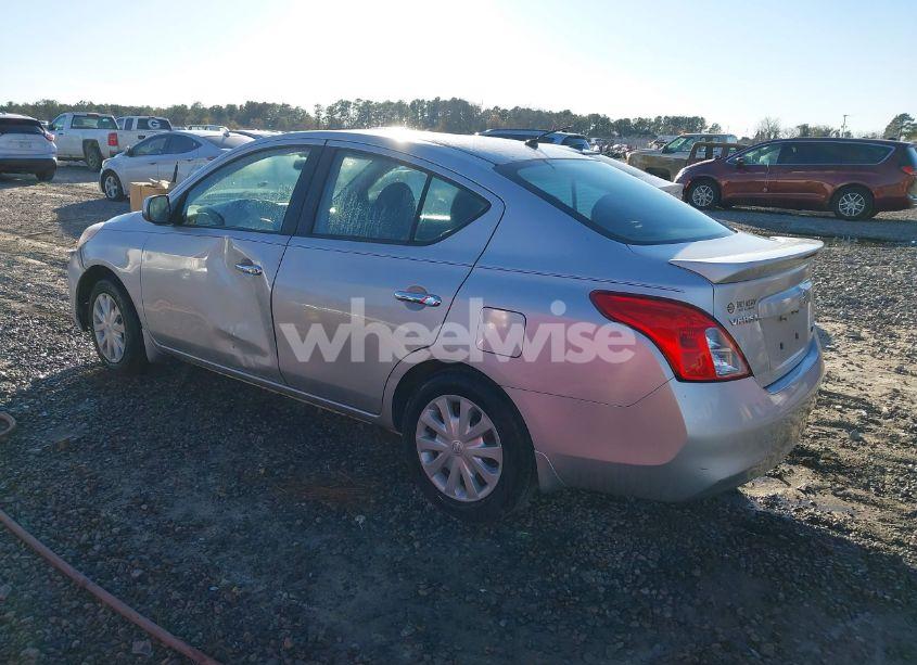 Photo 3 of 2013 Nissan Versa 1.6 SV (VIN 3N1CN7AP8DL889015)