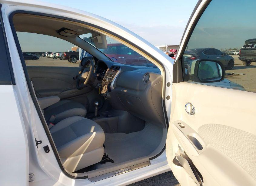 Photo 5 of 2013 Nissan Versa 1.6 SV (VIN 3N1CN7AP8DL889581)