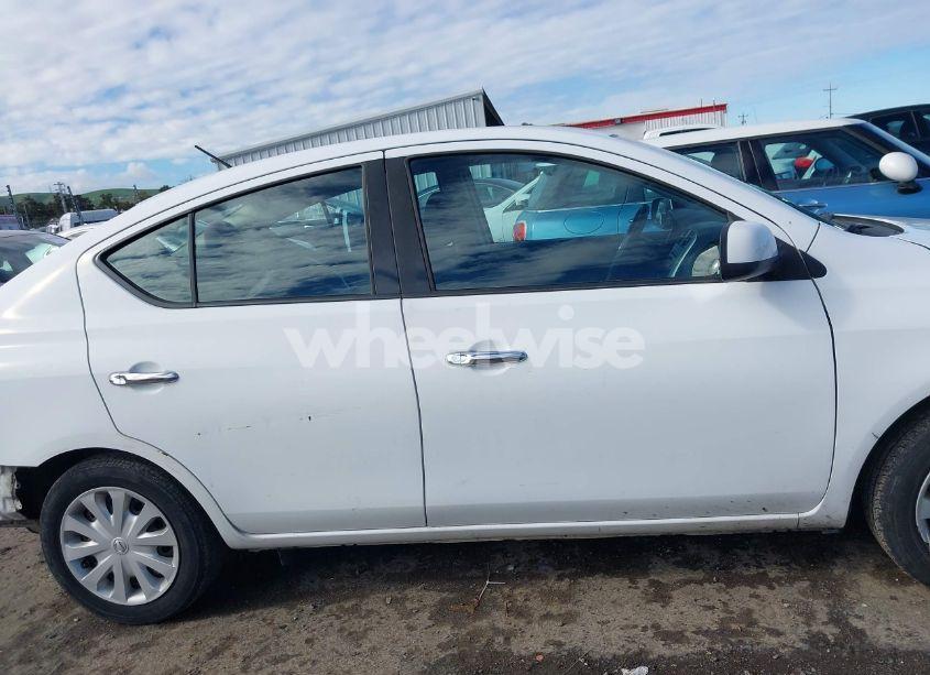 Photo 13 of 2014 Nissan Versa 1.6 SV (VIN 3N1CN7AP8EL817328)