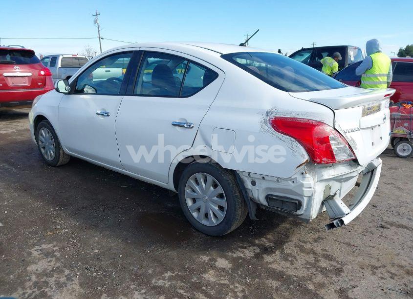 Photo 3 of 2014 Nissan Versa 1.6 SV (VIN 3N1CN7AP8EL817328)