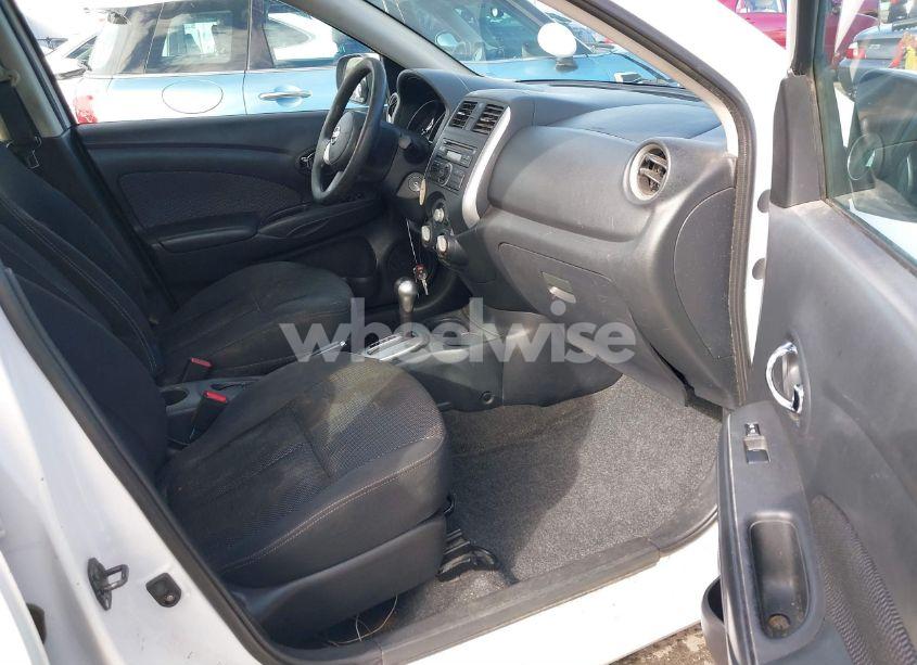 Photo 5 of 2014 Nissan Versa 1.6 SV (VIN 3N1CN7AP8EL817328)