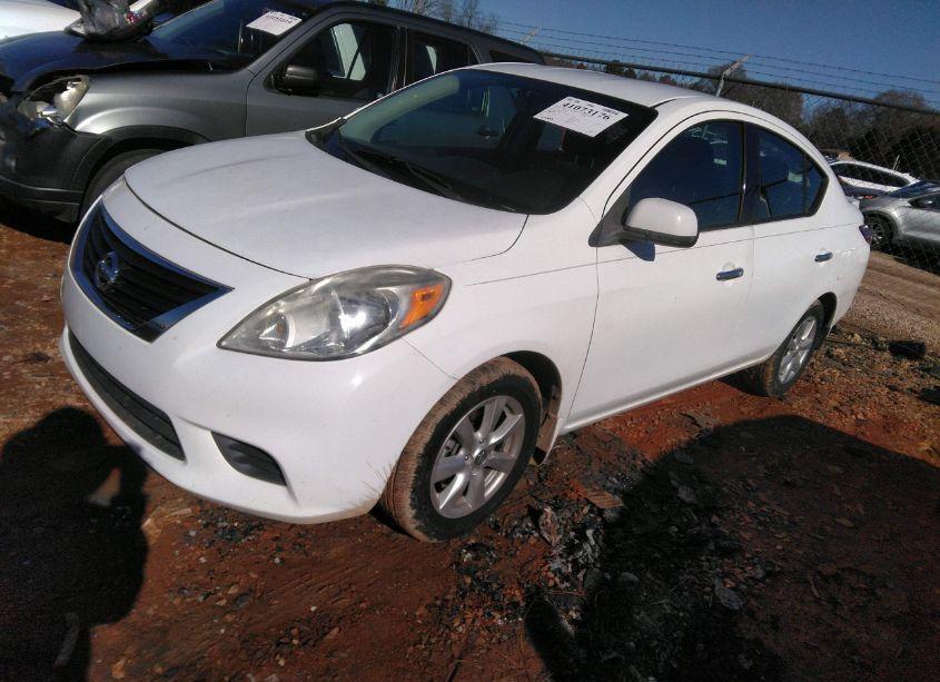 Photo 2 of 2014 Nissan Versa 1.6 SV (VIN 3N1CN7AP8EL823453)