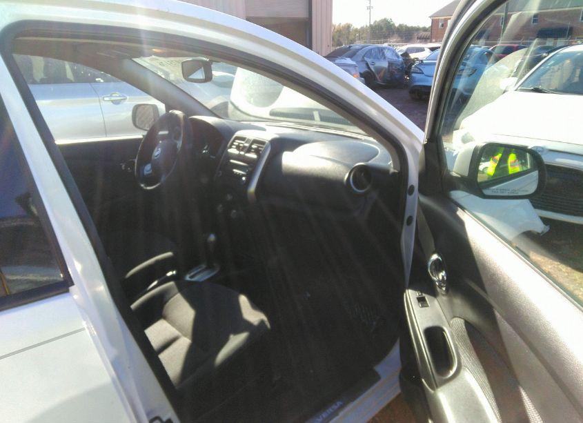 Photo 5 of 2014 Nissan Versa 1.6 SV (VIN 3N1CN7AP8EL823453)