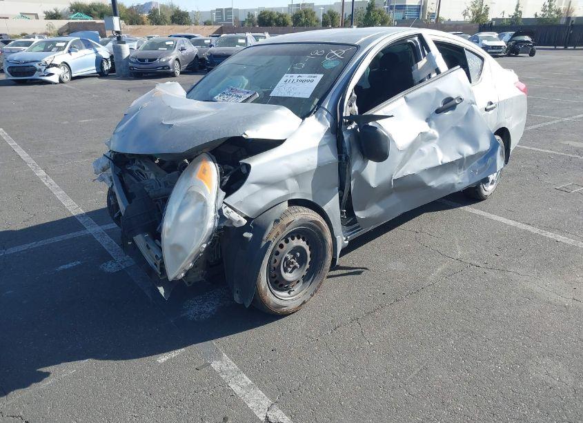 Photo 2 of 2014 Nissan Versa 1.6 S (VIN 3N1CN7AP8EL824795)