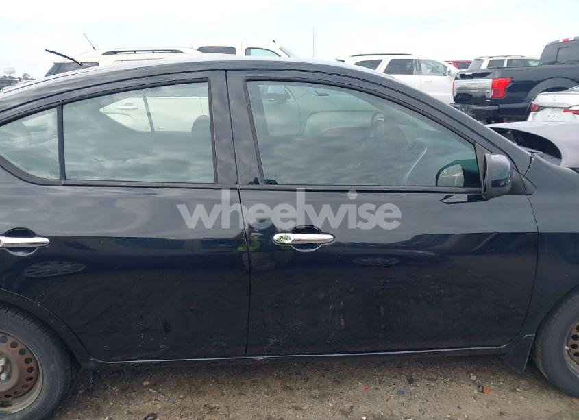 Photo 13 of 2014 Nissan Versa 1.6 SV (VIN 3N1CN7AP8EL828331)