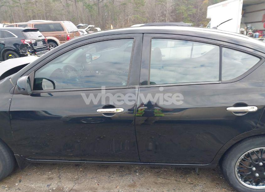 Photo 14 of 2014 Nissan Versa 1.6 SV (VIN 3N1CN7AP8EL828331)