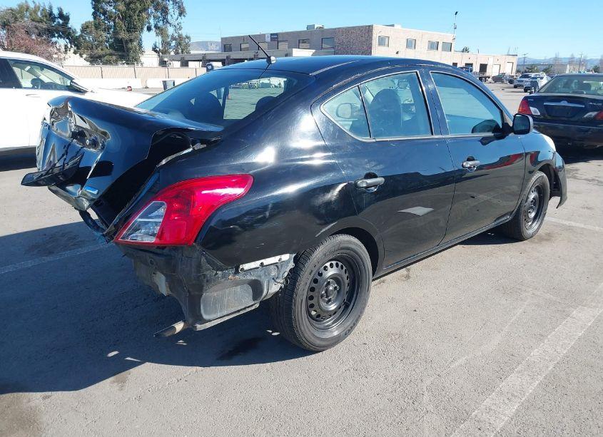 Photo 4 of 2014 Nissan Versa 1.6 S (VIN 3N1CN7AP8EL832072)