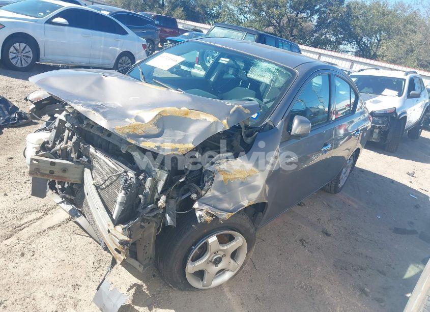 Photo 2 of 2014 Nissan Versa 1.6 SV (VIN 3N1CN7AP8EL838955)