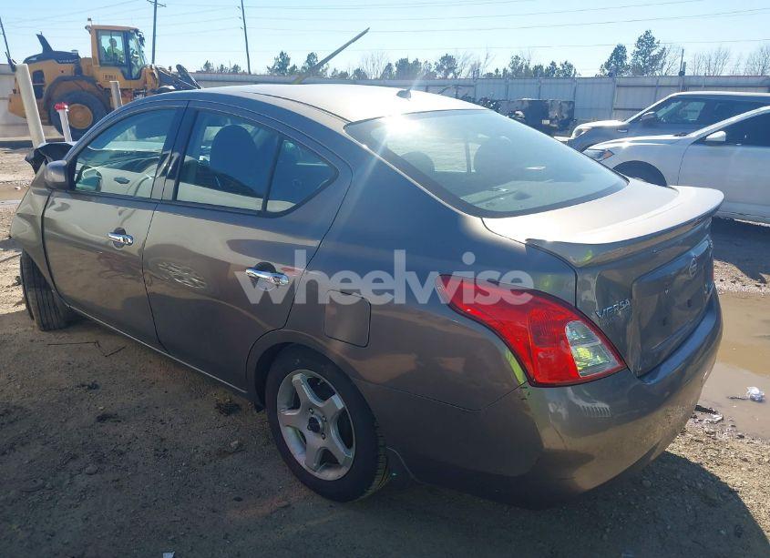Photo 3 of 2014 Nissan Versa 1.6 SV (VIN 3N1CN7AP8EL838955)