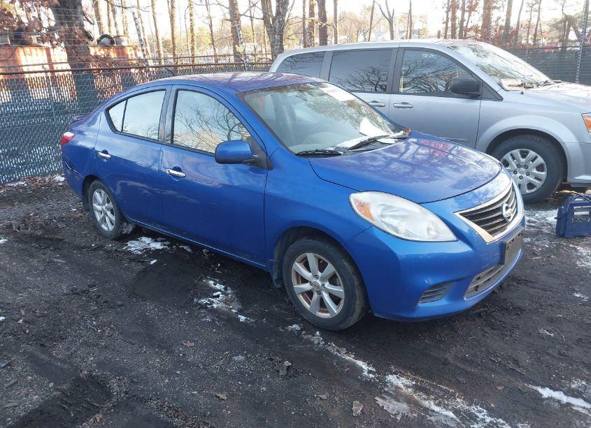 2014 Nissan Versa 1.6 SV (VIN 3N1CN7AP8EL856405) main photo