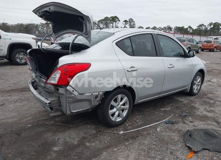 Photo 4 of 2014 Nissan Versa 1.6 SV (VIN 3N1CN7AP8EL861443)