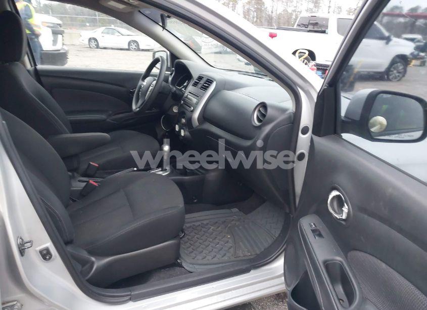 Photo 5 of 2014 Nissan Versa 1.6 SV (VIN 3N1CN7AP8EL861443)