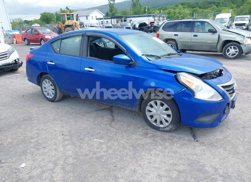 2015 Nissan Versa 1.6 S/1.6 S+/1.6 SL/1.6 SV (VIN 3N1CN7AP8FL809702) main photo