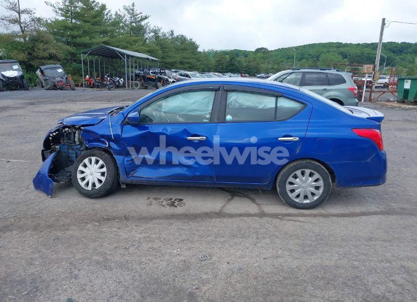 Photo 14 of 2015 Nissan Versa 1.6 S/1.6 S+/1.6 SL/1.6 SV (VIN 3N1CN7AP8FL809702)