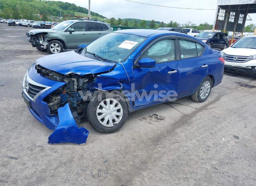 Photo 2 of 2015 Nissan Versa 1.6 S/1.6 S+/1.6 SL/1.6 SV (VIN 3N1CN7AP8FL809702)