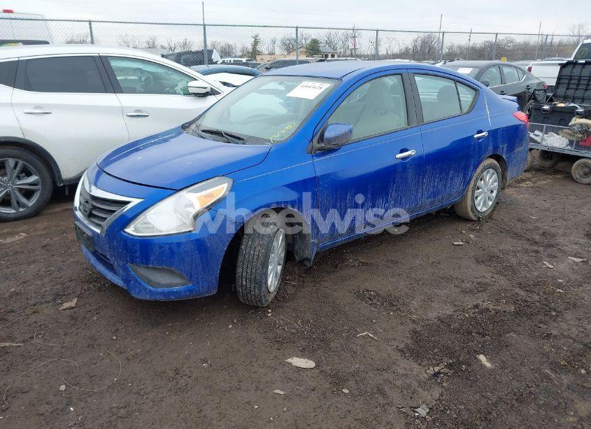 Photo 2 of 2015 Nissan Versa 1.6 S/1.6 S+/1.6 SL/1.6 SV (VIN 3N1CN7AP8FL810560)