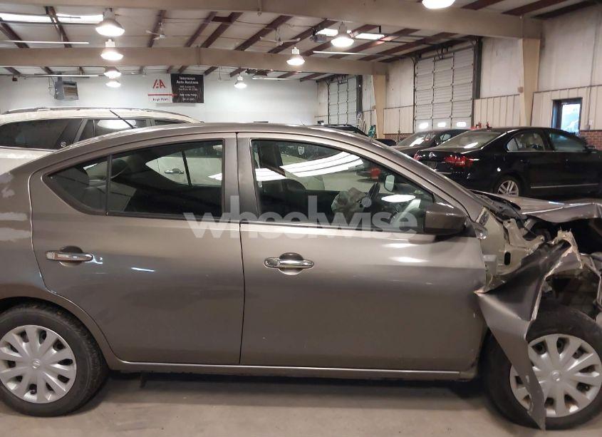 Photo 13 of 2015 Nissan Versa 1.6 S/1.6 S+/1.6 SL/1.6 SV (VIN 3N1CN7AP8FL810638)