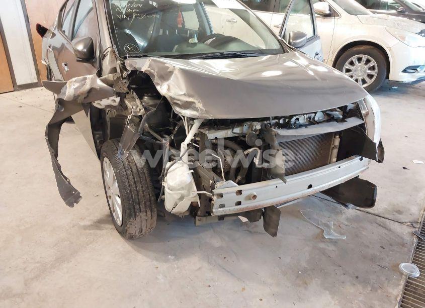 Photo 6 of 2015 Nissan Versa 1.6 S/1.6 S+/1.6 SL/1.6 SV (VIN 3N1CN7AP8FL810638)