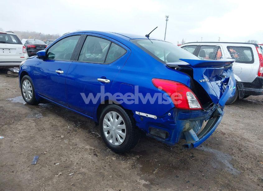 Photo 3 of 2015 Nissan Versa 1.6 SV (VIN 3N1CN7AP8FL823227)