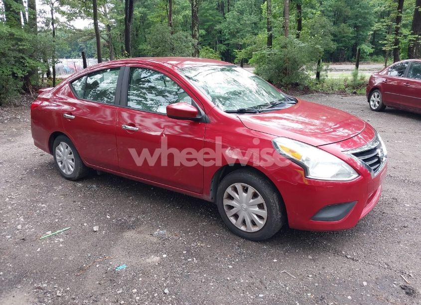 2015 Nissan Versa 1.6 S/1.6 S+/1.6 SL/1.6 SV (VIN 3N1CN7AP8FL826404) main photo