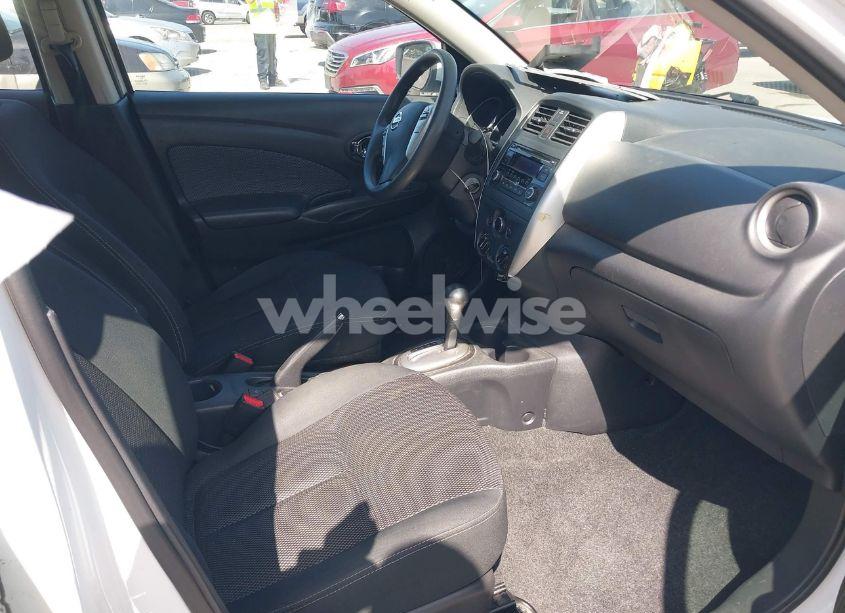 Photo 5 of 2015 Nissan Versa 1.6 S/1.6 S+/1.6 SL/1.6 SV (VIN 3N1CN7AP8FL826693)