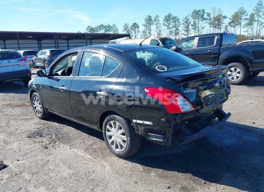 Photo 3 of 2015 Nissan Versa 1.6 SV (VIN 3N1CN7AP8FL841338)