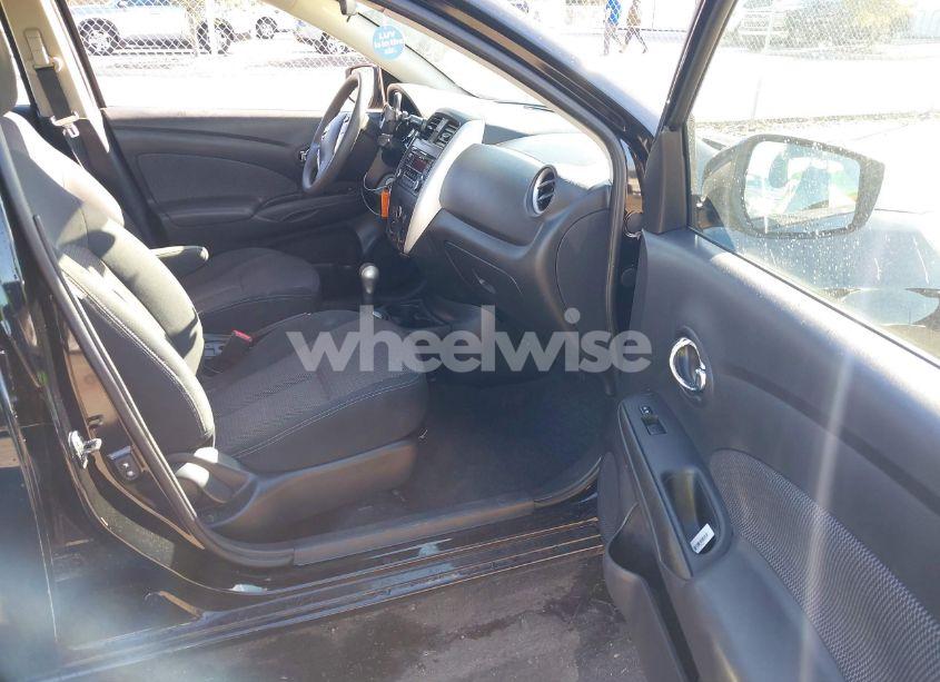 Photo 5 of 2015 Nissan Versa 1.6 SV (VIN 3N1CN7AP8FL841338)