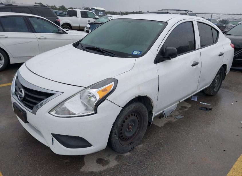 Photo 2 of 2015 Nissan Versa 1.6 S (VIN 3N1CN7AP8FL897800)