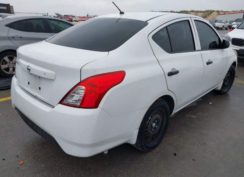 Photo 4 of 2015 Nissan Versa 1.6 S (VIN 3N1CN7AP8FL897800)
