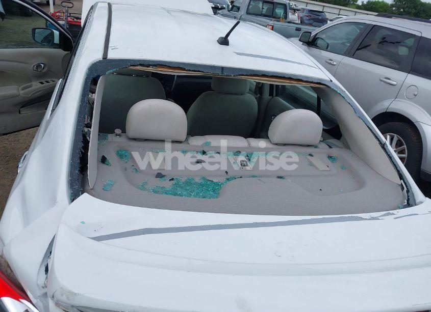 Photo 13 of 2015 Nissan Versa 1.6 SV (VIN 3N1CN7AP8FL898493)