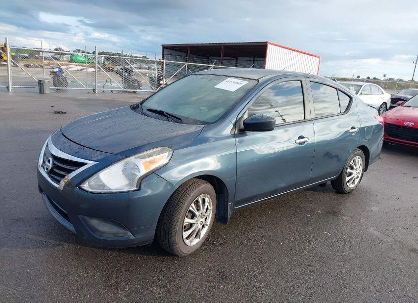 Photo 2 of 2015 Nissan Versa 1.6 SV (VIN 3N1CN7AP8FL905636)