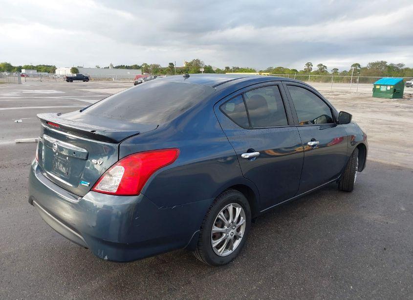 Photo 4 of 2015 Nissan Versa 1.6 SV (VIN 3N1CN7AP8FL905636)