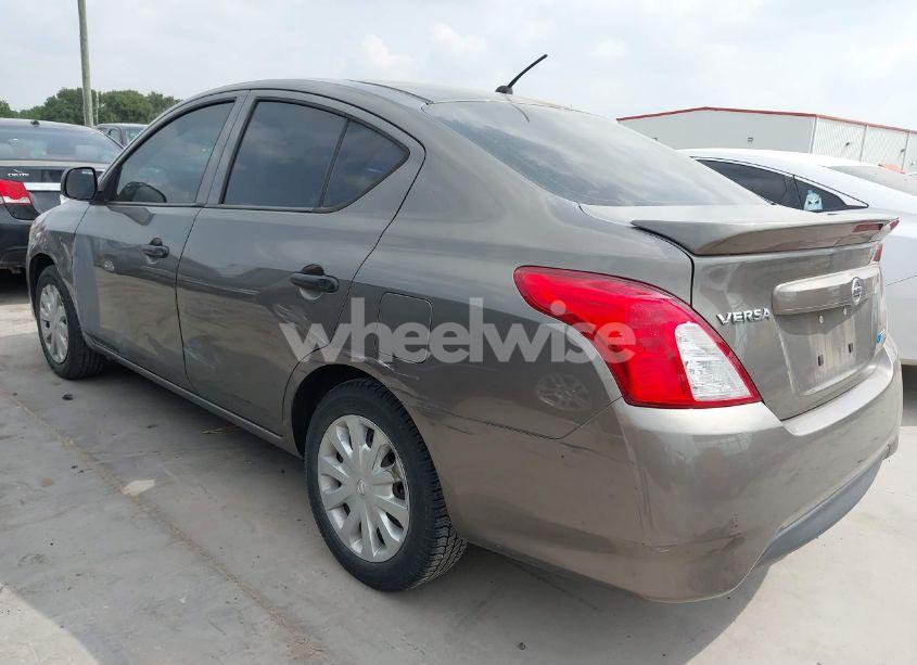 Photo 3 of 2015 Nissan Versa 1.6 S+ (VIN 3N1CN7AP8FL913610)