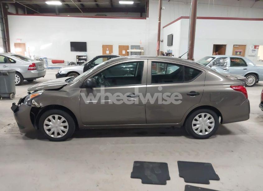 Photo 14 of 2015 Nissan Versa 1.6 S+ (VIN 3N1CN7AP8FL915924)
