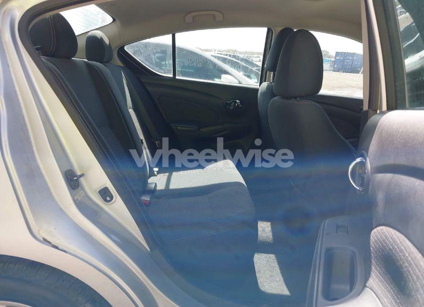 Photo 8 of 2015 Nissan Versa 1.6 SV (VIN 3N1CN7AP8FL949409)