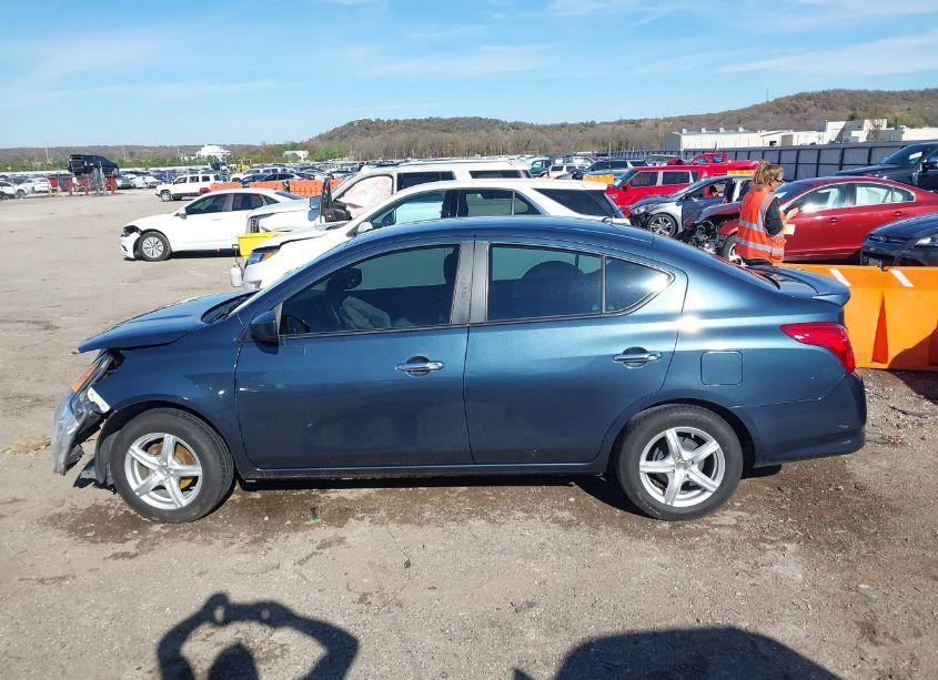 Photo 15 of 2015 Nissan Versa 1.6 SV (VIN 3N1CN7AP8FL954710)
