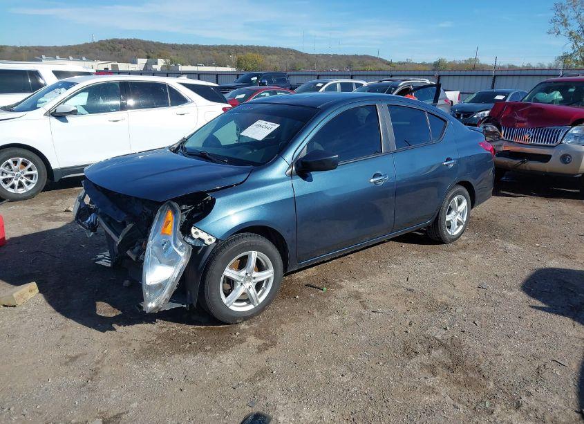 Photo 2 of 2015 Nissan Versa 1.6 SV (VIN 3N1CN7AP8FL954710)