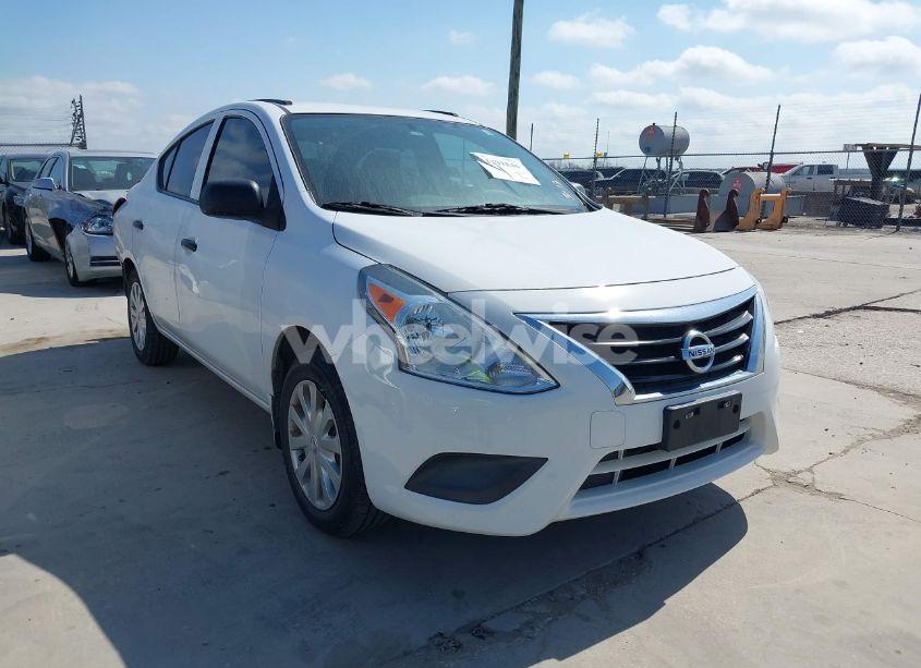 2015 Nissan Versa 1.6 S (VIN 3N1CN7AP8FL957283) main photo