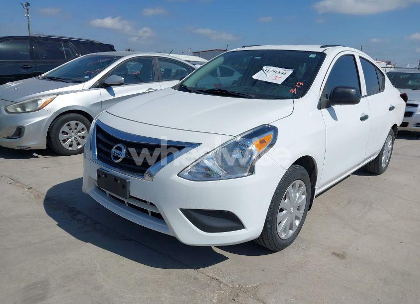 Photo 2 of 2015 Nissan Versa 1.6 S (VIN 3N1CN7AP8FL957283)