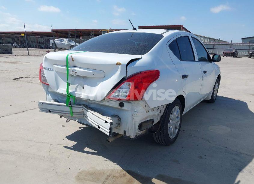 Photo 4 of 2015 Nissan Versa 1.6 S (VIN 3N1CN7AP8FL957283)