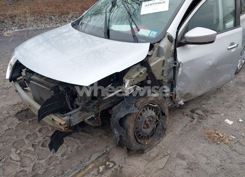 Photo 6 of 2016 Nissan Versa 1.6 S/1.6 S+/1.6 SL/1.6 SV (VIN 3N1CN7AP8GL813220)